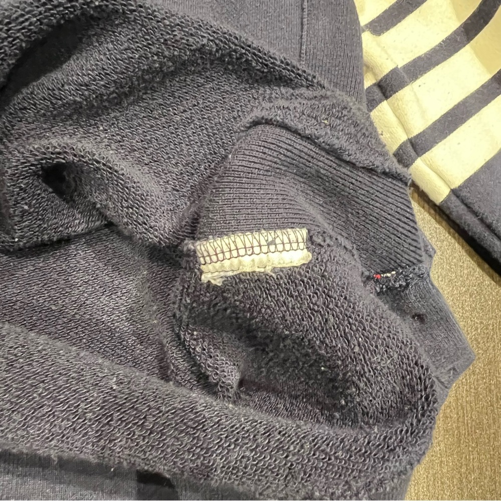 thome browne Navy Blue sweater - Picture 6 of 6